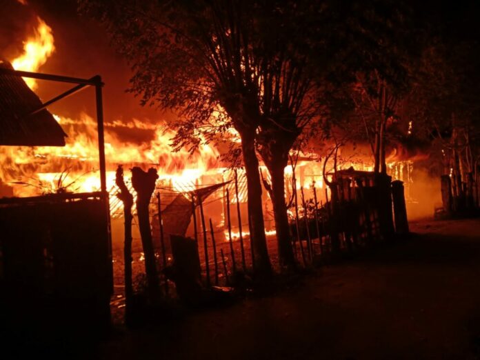 9eac984af065ffe35c0efa01dd8b20ed