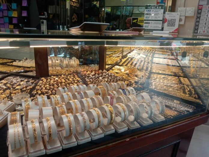 fdb278f41d78a275c143ecd51e6efddc