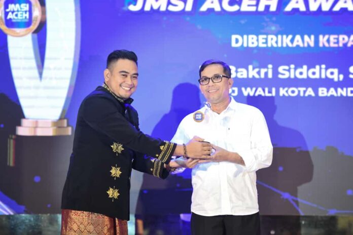 560b690180dc512df7b1d2d386460c84