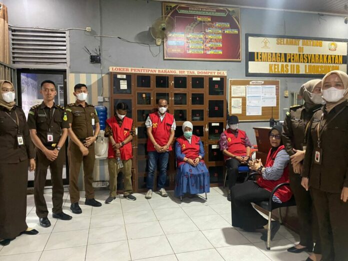 67a86e7a2c05b7ad296d1475ba65f36f