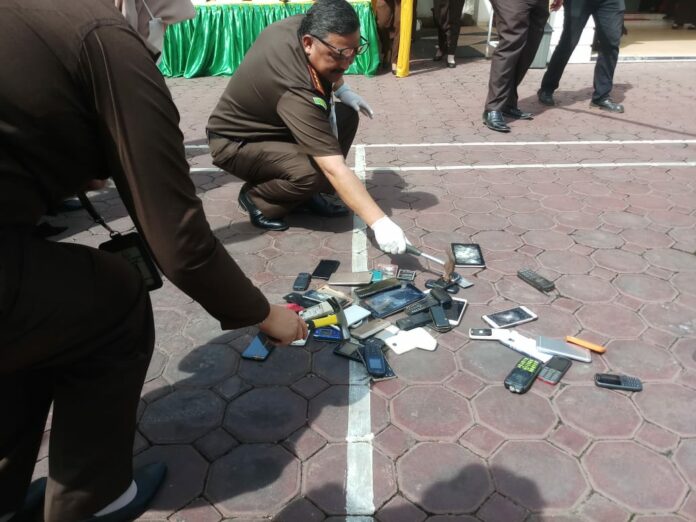 d4a8ed83475c8b1fbc91f61834e104d9