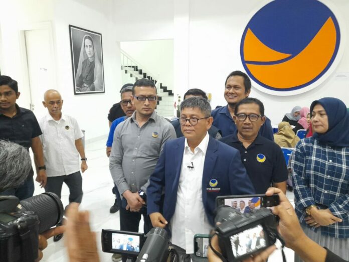 f4c90ca7619b40d8ad389057ec5cf33c