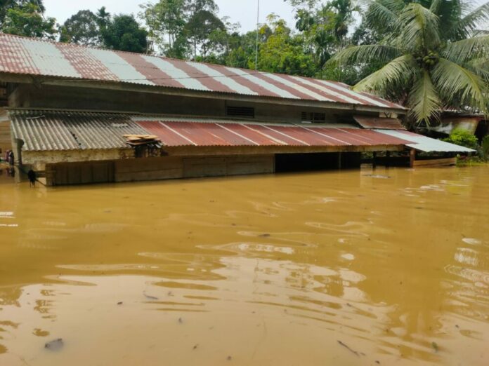 f8cfb19baad83abb793d1d66847e8d15