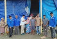 Bang Azhari dan PAN Lhokseumawe Beri Bantuan untuk Korban Kebakaran