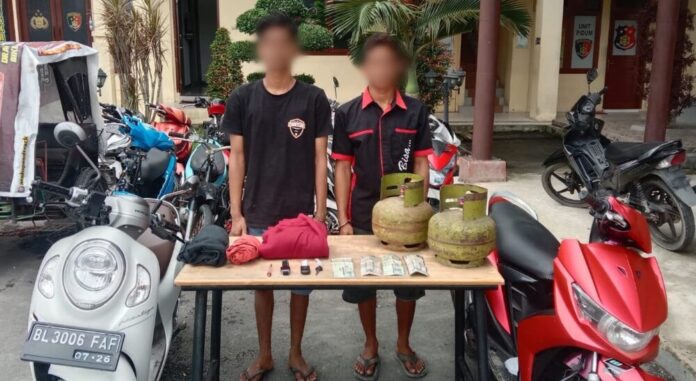 bdb51f78b3e2050231446570dc9fd80f