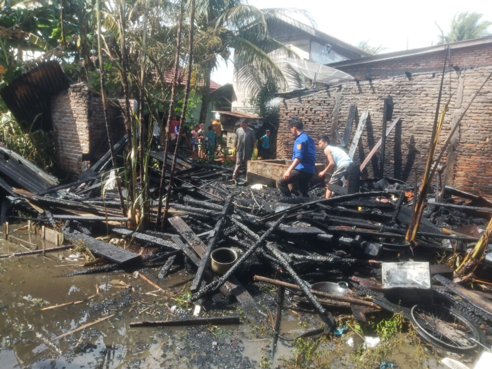 Tiga Rumah Warga Di Subulussalam Terbakar | Analisa Aceh