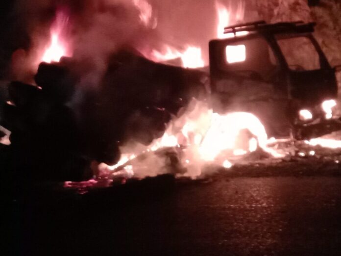 077a445e6c38a942c2f070c38091904b