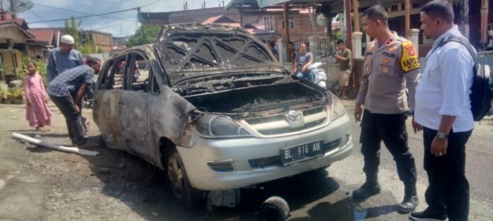 311074c35ecd4f288f8d9e11582ee532