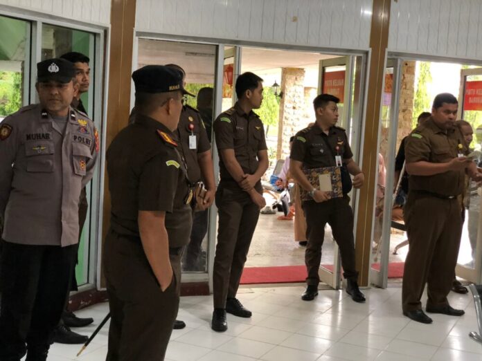 c8001e34ab8700a08f5f973dc9d55fc4