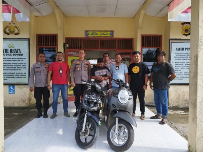 ed0fc2417e91b52d6094a6b1389d5c72