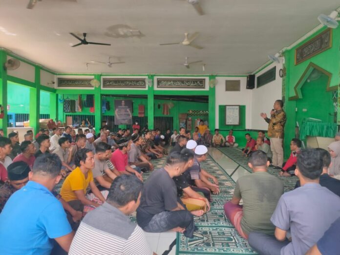 12fb208dbee1a0c13a3b033282886d32