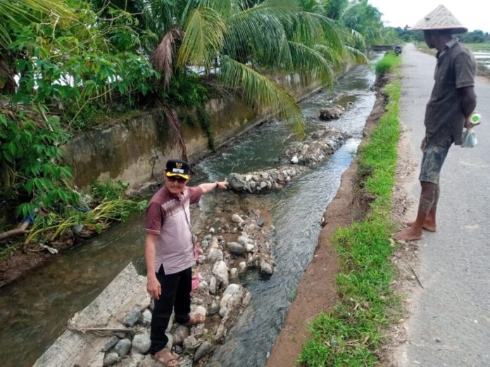 004ee89a1bd26b86b56aff0473053b05