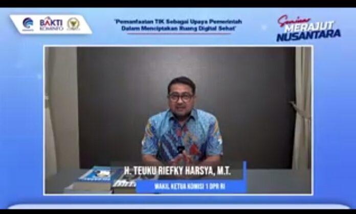 29575459511dfa42e9c1b27c901f2f06