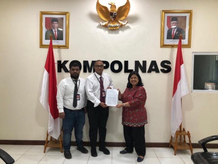 52f0c5284059640ce88f358e1327c13b