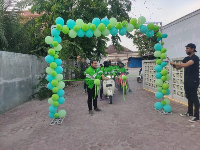 7eceeb7bd9d2112ee78a820e12194f42