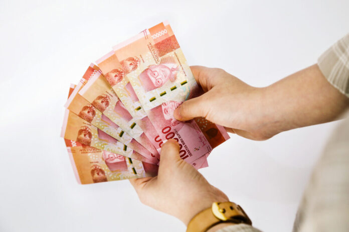 Ilustrasi Pinjol Bunga Rendah Ilustrasi Pinjol Bunga Rendah