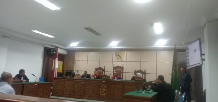 f1d12f28719f510855b2ee88d4479e30