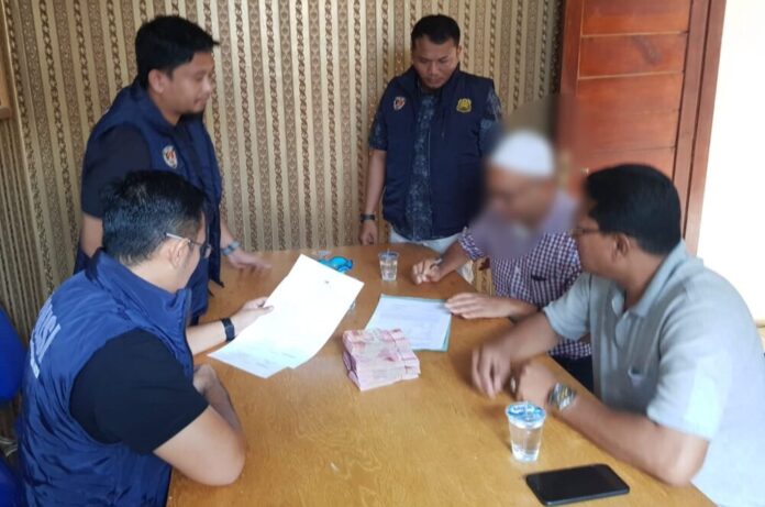 195f1da71436073d4693e8b1aa1149b3