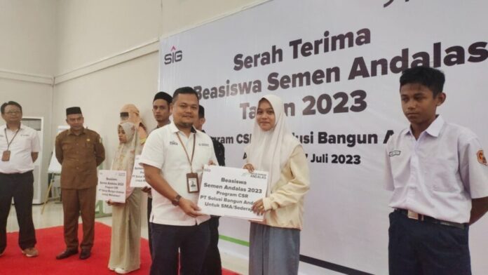 4a027ca4937434d33a6ffaf9adce1320