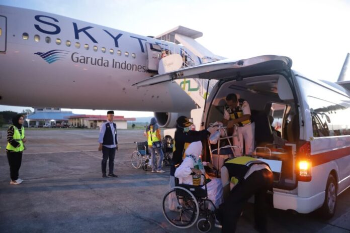 7360ef8f6b4f50eef8686e558809617b Jemaah haji tiba di Aceh. Foto : ist