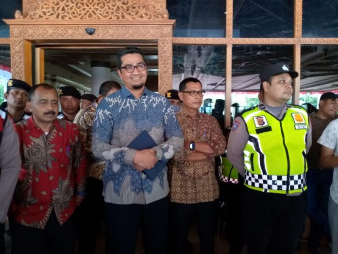 b5ebec365c11eaf66237668ad940fd3b