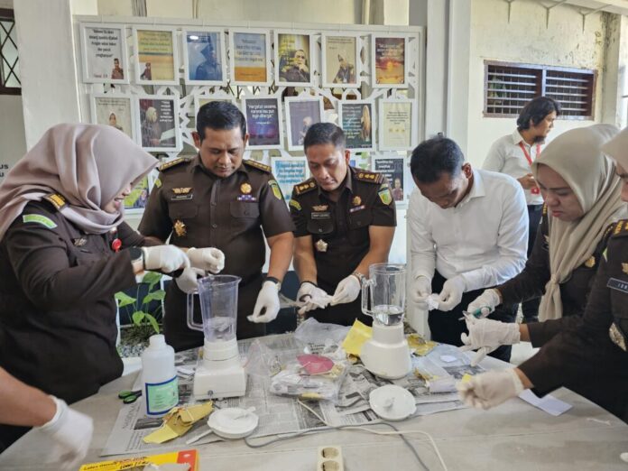 d78c5980de5c944d0ea3fd2c791b1814