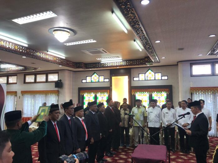 e863839ad015bd17888ee113b9f49123