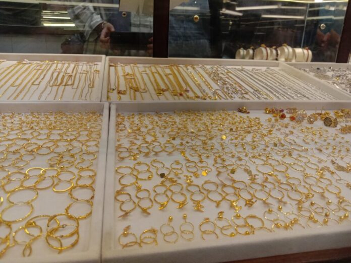 fe522a2d18451aad0480a8f60e83eea7