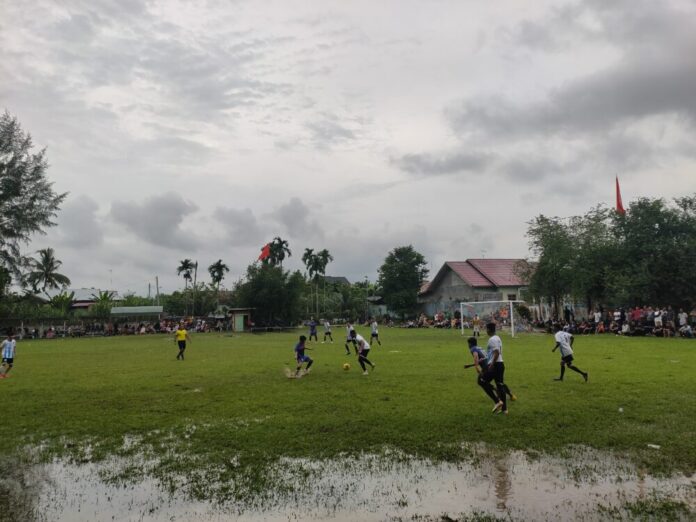 878c4a89aa5f44d41298e2fb1f6195fc