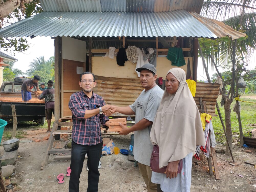 Baitul Mal Bangun Rumah Korban Kebakaran Di Kota Langsa | Analisa Aceh