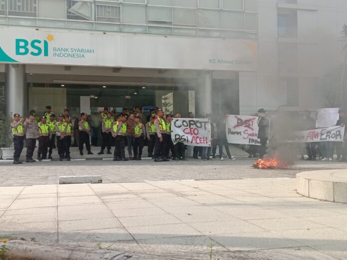 1f0113cd7ee600af67538df65ad1426e