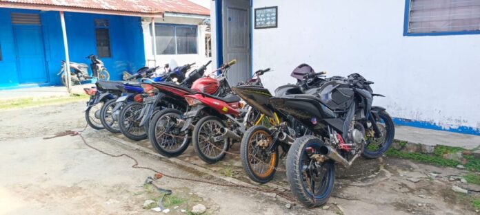 a3d3732f1305fc73beb0b15dad8c8d50