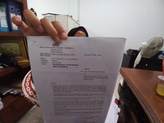 93ac27cd7d89a41afaad269a4d7d8b6e