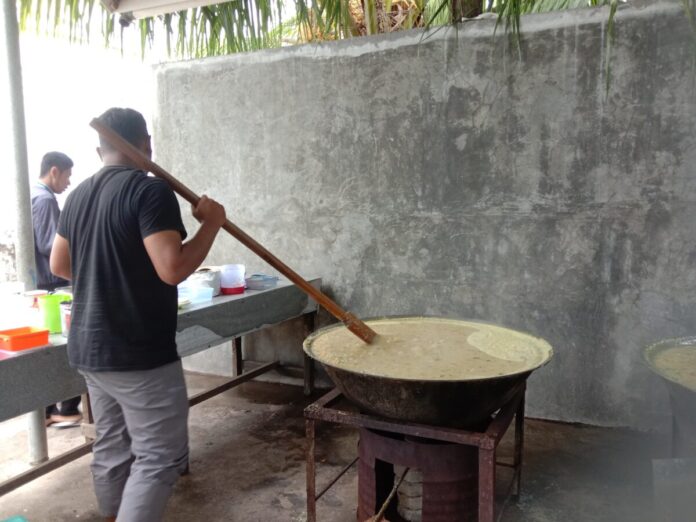 19a6064444fd2f70a9d75104b5f47bee