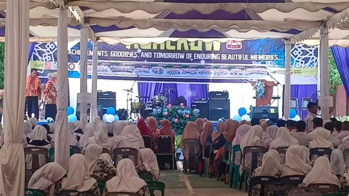 0df0289c21b077aaa37216bc1cf4272e