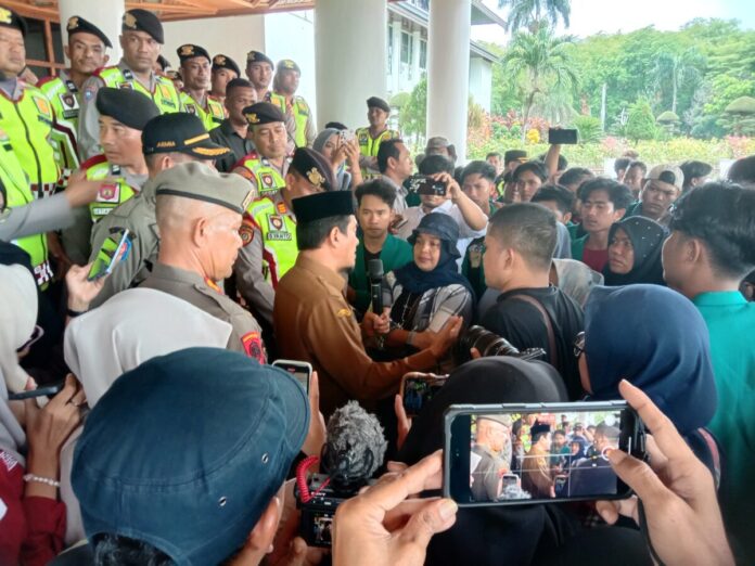 4d0a4a724ea9af5dcffe398b7bb0c4dd