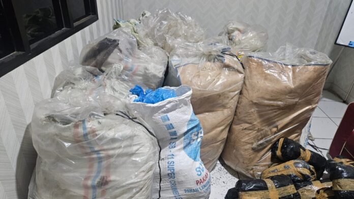 7808239a47ee2d61d0ce621f2ea3bba8