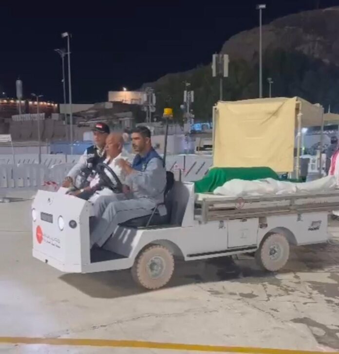 d856d266ed8a6831ec8395bb115d1743