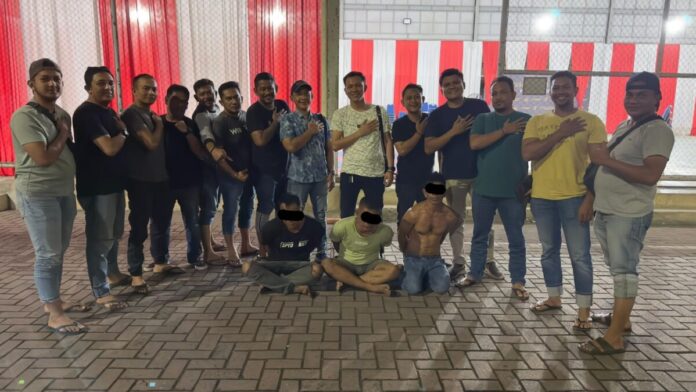 a1ca3c0e8ee5cacb3857ebd069669a76