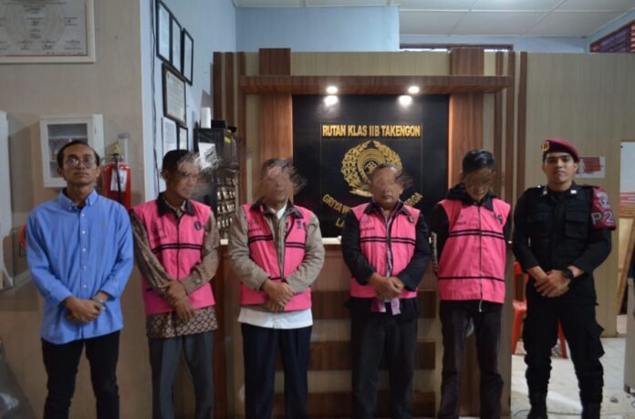 6bec2e3075b6198dffc8942cde8a2db1