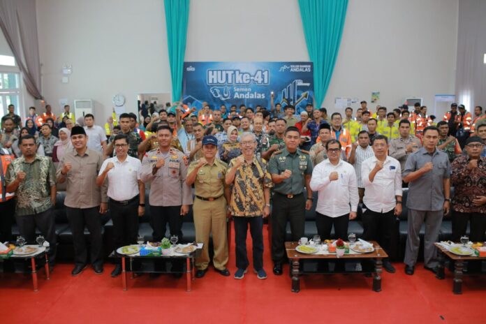 b1a295b4a39a4099942e0b002f9123ef