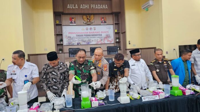 e99def01ed0fc396b008fd5f5fa4ebc5