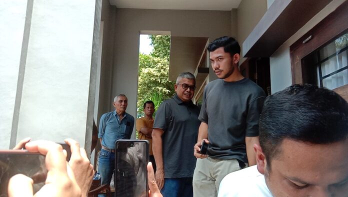 51bb0981720c20bf237c95cc4f7c9c5d