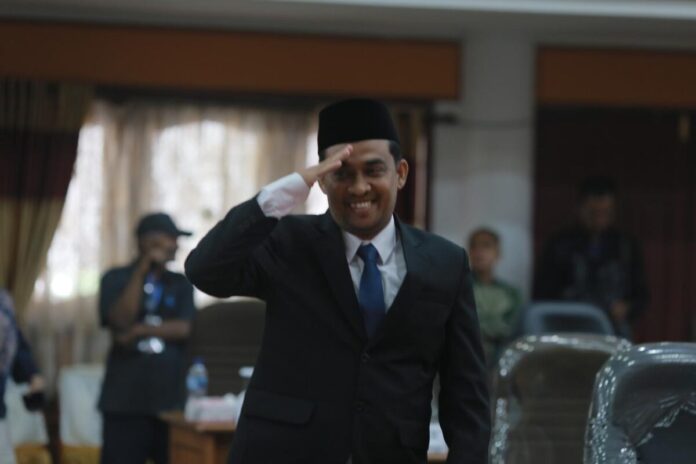 aee95d7733ab02c87a3cd6dd4b689c25