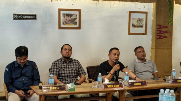 c1ce80215a087fcf6940a7b1a89e609e