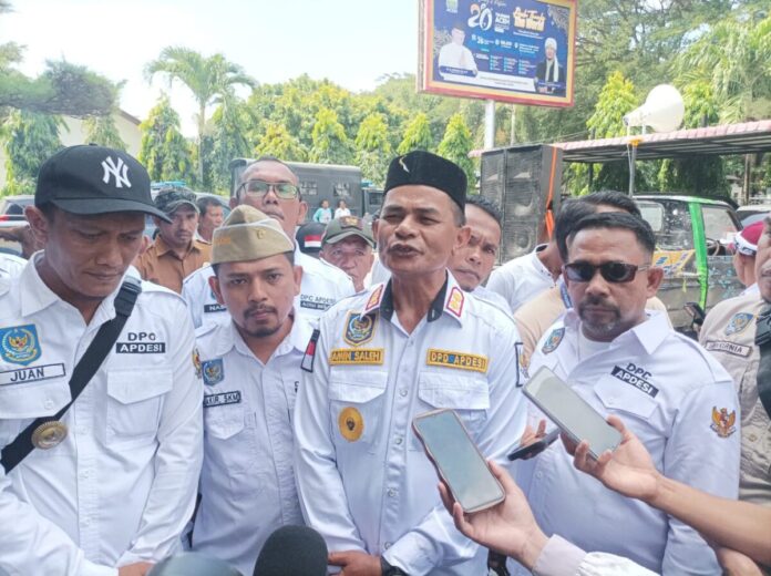 d03e0763bd581b46117c7a902aa38018