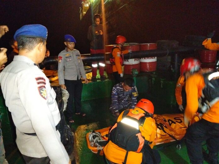 f6e19196c888f4ee487c89b5cea6313e