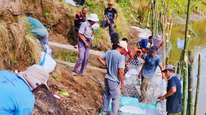 ecc0b6b861fe33a443733cac72b9e723