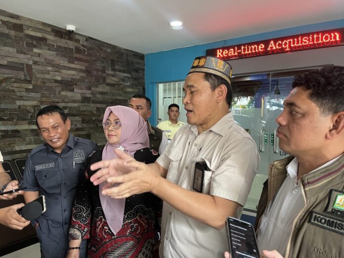 9e76bbf18f0345e2c4fadf2f269db942