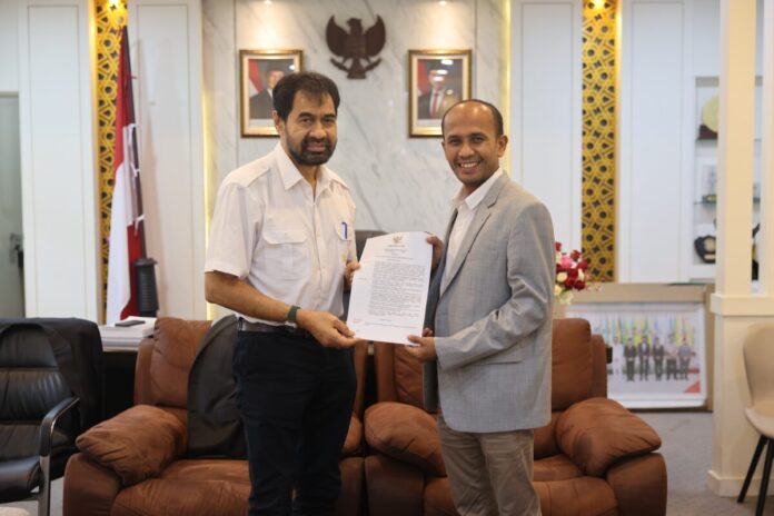 8b5abfae00cf7639d2dec3b25338ebd1